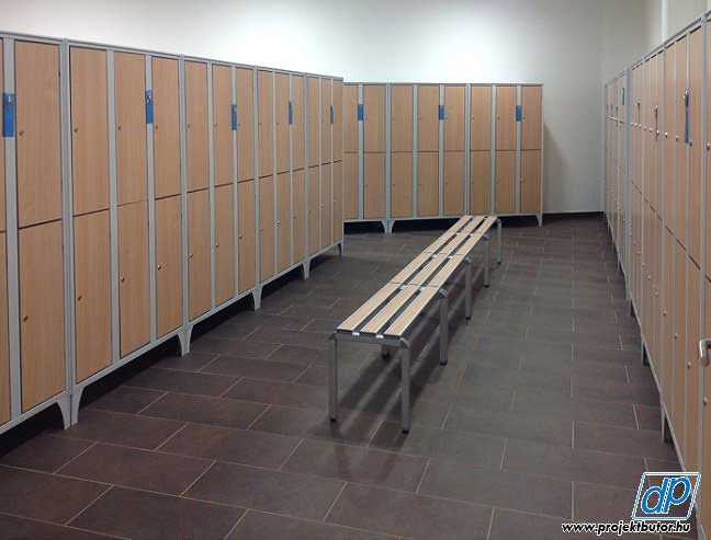 fém öltözőszekrény